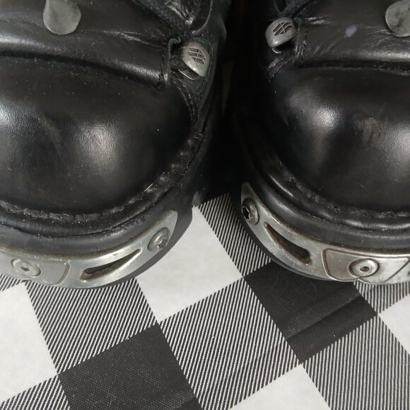 New Rock Black Leather Spiked Ankle Boots-110-S Euro size 40 US / 9.5 Womens US - Picture 2 of 14